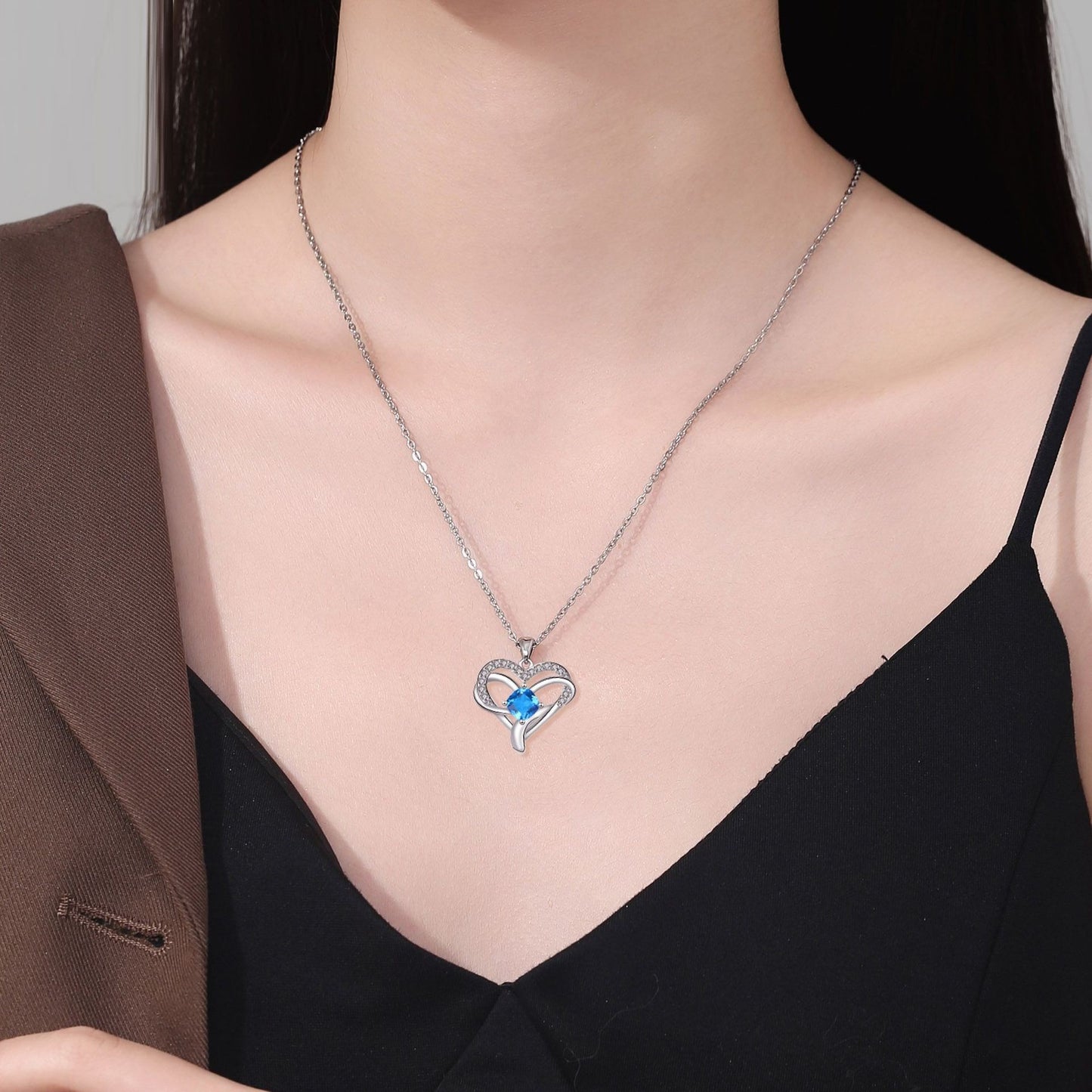 Infinite Love Heart-shaped Inlaid Necklace Women's High Sense Elegant Jewelry